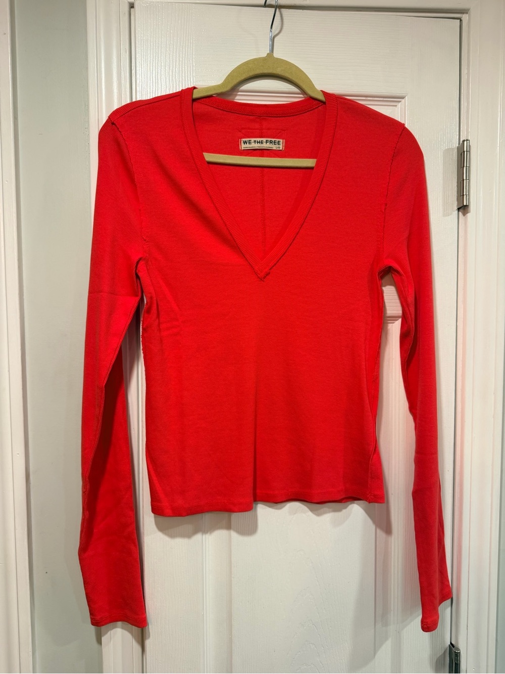 NWOT We The Free Size L Free People Ribbed V-Neck Long Sleeve Fitted Top Raw Hem